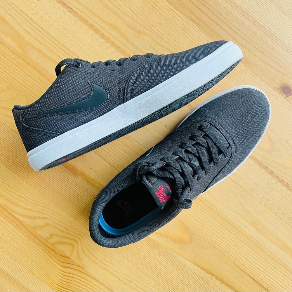 Nike Men's SB Solar Check Canvas